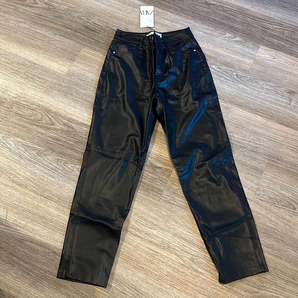 Size 4 new with tag color black